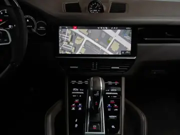 2021 Porsche Cayenne с пробегом 48 867 км
