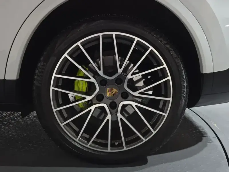 2021 Porsche Cayenne с пробегом 48 867 км