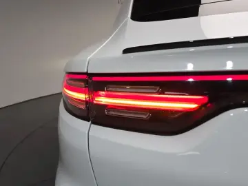 2021 Porsche Cayenne с пробегом 48 867 км
