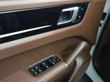 2021 Porsche Cayenne с пробегом 48 867 км