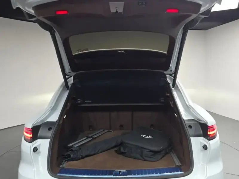 2021 Porsche Cayenne с пробегом 48 867 км