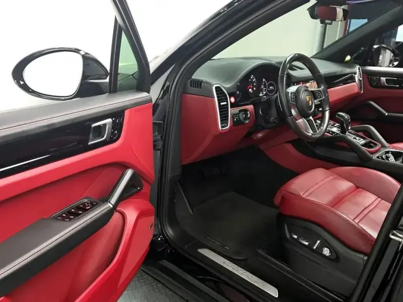 2021 Porsche Cayenne с пробегом 51 636 км