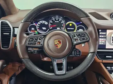 2021 Porsche Cayenne с пробегом 56 928 км