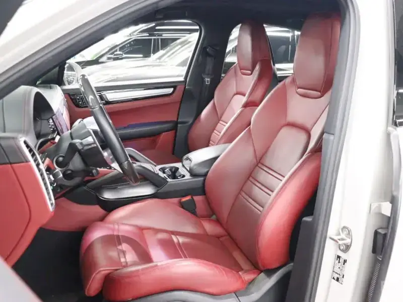 2020 Porsche Cayenne с пробегом 41 740 км