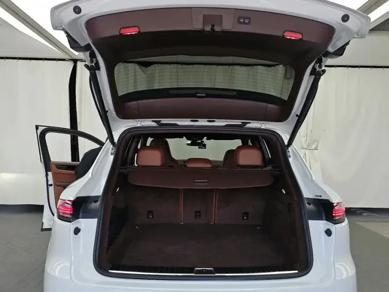 2020 Porsche Cayenne с пробегом 29 871 км