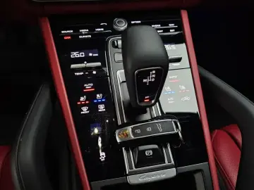 2019 Porsche Cayenne с пробегом 54 934 км