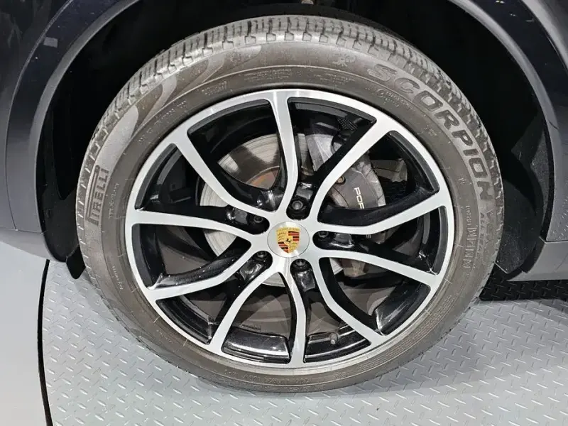 2020 Porsche Cayenne с пробегом 43 804 км