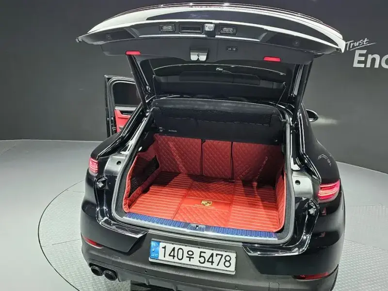 2020 Porsche Cayenne с пробегом 43 804 км