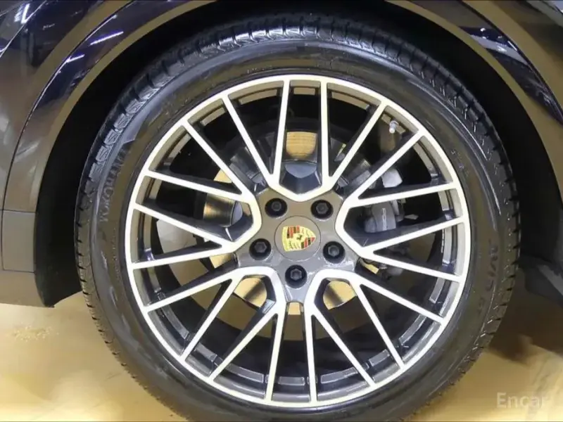 2019 Porsche Cayenne с пробегом 54 900 км