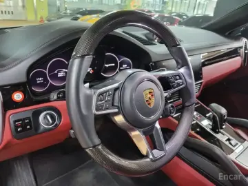 2020 Porsche Cayenne с пробегом 28 500 км