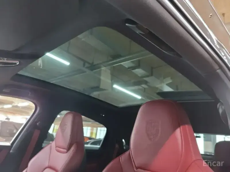 2020 Porsche Cayenne с пробегом 28 500 км