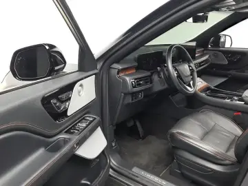 2025 Lincoln Aviator с пробегом 19 118 км