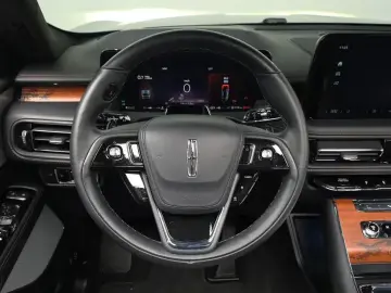 2025 Lincoln Aviator с пробегом 19 118 км