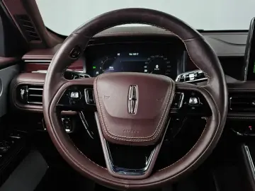 2021 Lincoln Aviator с пробегом 63 311 км
