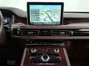 2021 Lincoln Aviator с пробегом 63 311 км