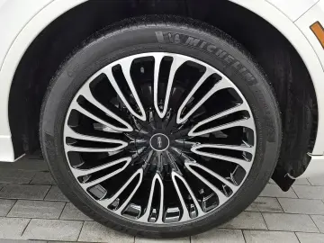 2021 Lincoln Aviator с пробегом 63 311 км