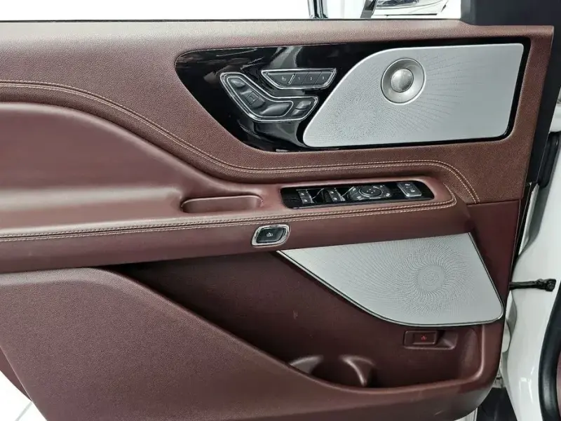 2021 Lincoln Aviator с пробегом 63 311 км