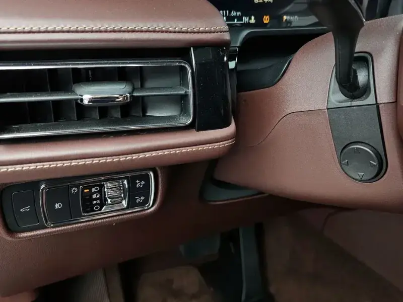 2021 Lincoln Aviator с пробегом 63 311 км