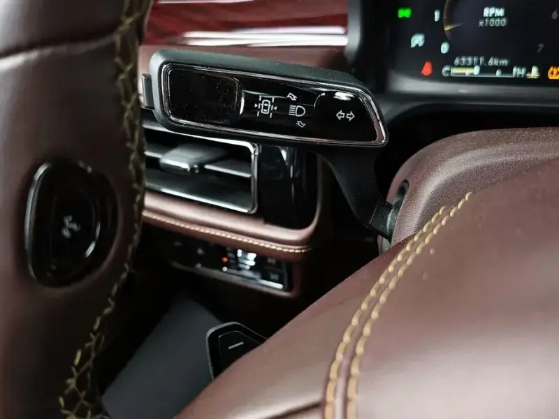 2021 Lincoln Aviator с пробегом 63 311 км
