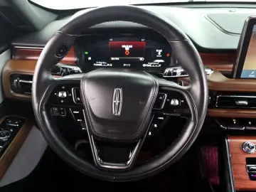 2023 Lincoln Aviator с пробегом 11 104 км