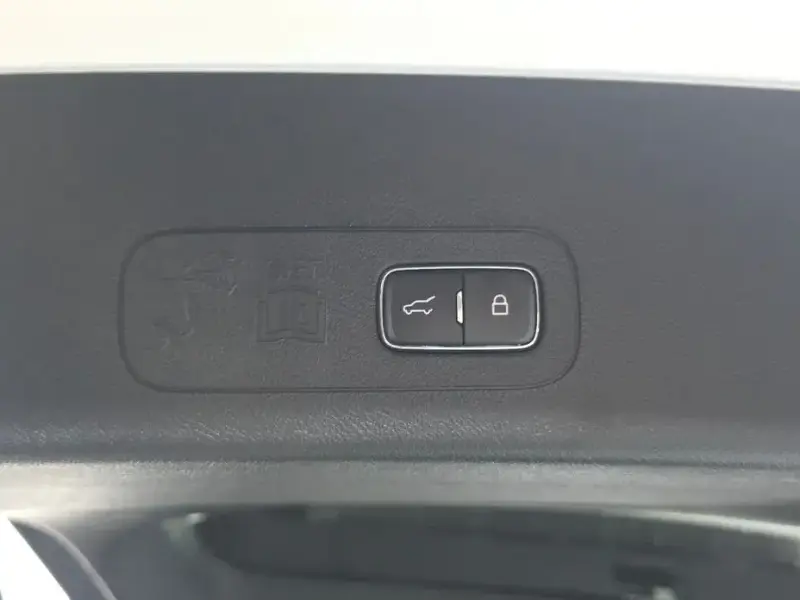 2023 Lincoln Aviator с пробегом 11 104 км