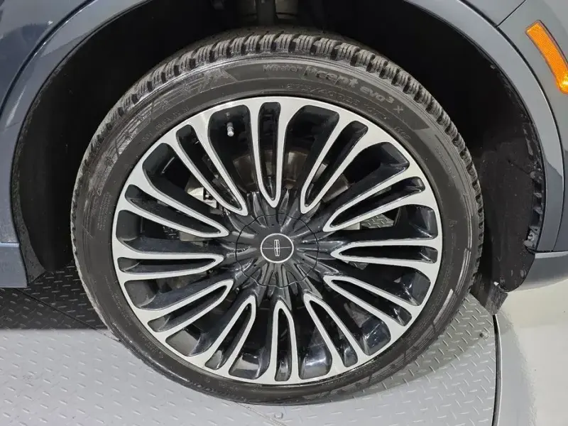 2021 Lincoln Aviator с пробегом 81 716 км
