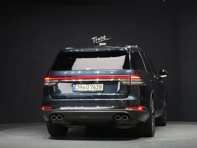 2023 Lincoln Aviator с пробегом 55 860 км