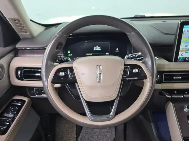 2021 Lincoln Aviator с пробегом 107 489 км