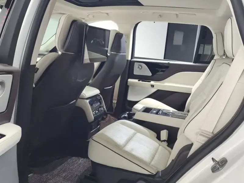 2021 Lincoln Aviator с пробегом 54 419 км
