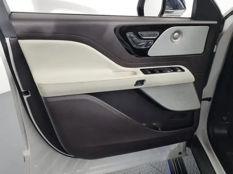 2021 Lincoln Aviator с пробегом 54 419 км