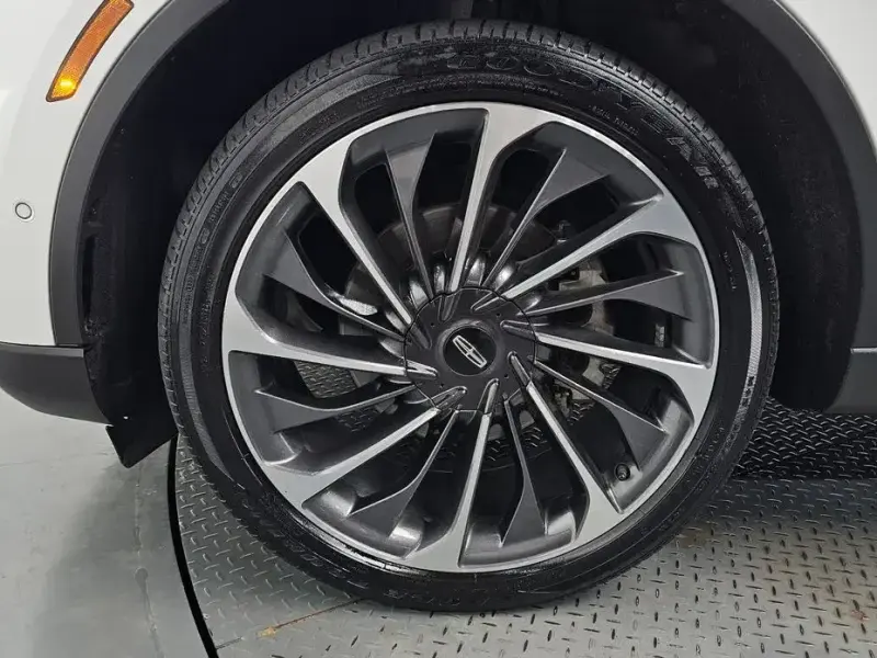 2021 Lincoln Aviator с пробегом 70 603 км