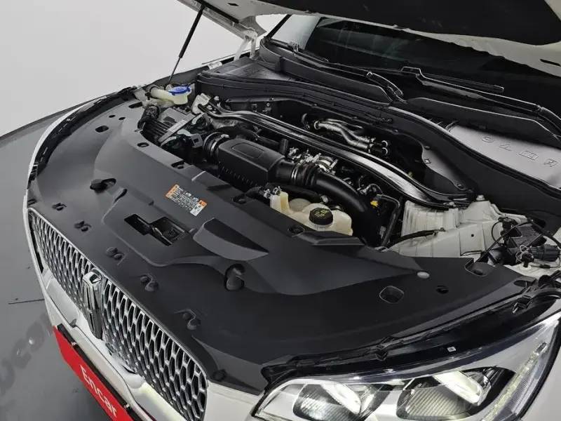 2021 Lincoln Aviator с пробегом 70 603 км