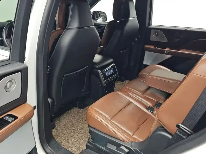 2021 Lincoln Aviator с пробегом 70 603 км