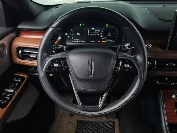 2021 Lincoln Aviator с пробегом 70 603 км
