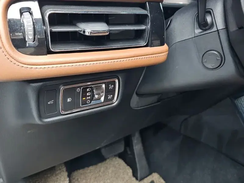 2021 Lincoln Aviator с пробегом 70 603 км