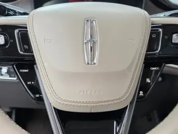 2021 Lincoln Aviator с пробегом 54 673 км