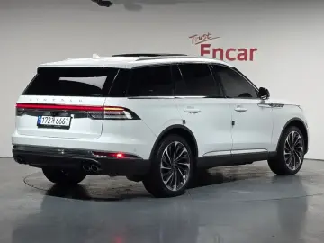 2023 Lincoln Aviator с пробегом 22 359 км
