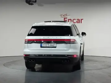2023 Lincoln Aviator с пробегом 22 359 км