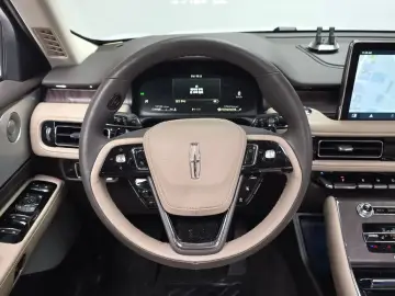 2023 Lincoln Aviator с пробегом 22 359 км