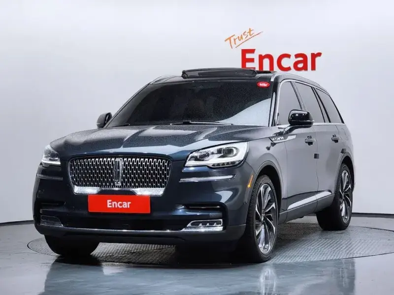 2023 Lincoln Aviator с пробегом 27 770 км