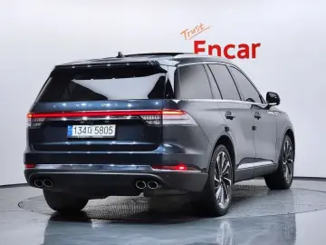 2023 Lincoln Aviator с пробегом 27 770 км