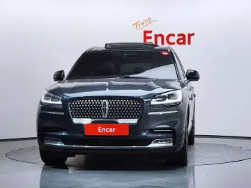 2023 Lincoln Aviator с пробегом 27 770 км