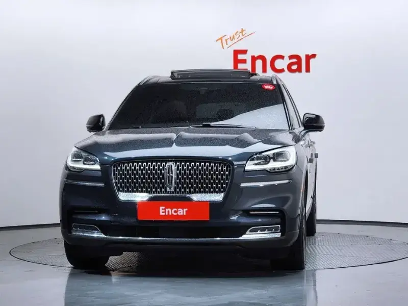 2023 Lincoln Aviator с пробегом 27 770 км