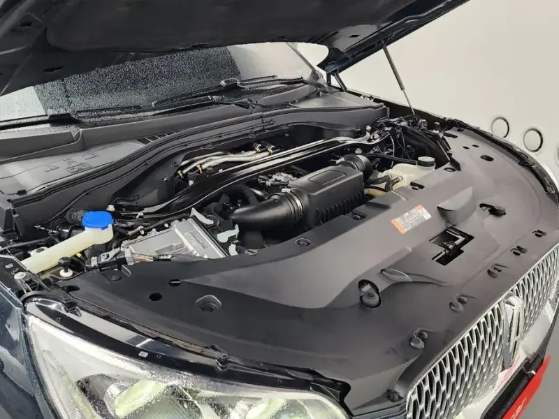 2023 Lincoln Aviator с пробегом 27 770 км