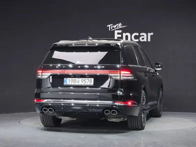 2025 Lincoln Aviator с пробегом 25 825 км