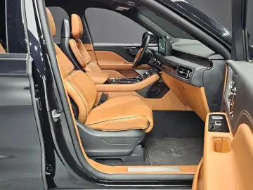 2025 Lincoln Aviator с пробегом 25 825 км