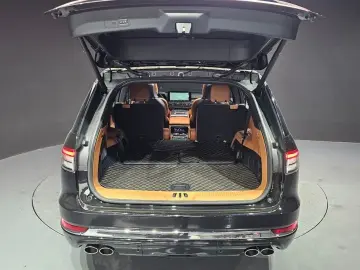 2025 Lincoln Aviator с пробегом 25 825 км