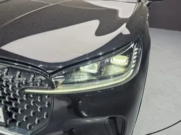2025 Lincoln Aviator с пробегом 25 825 км