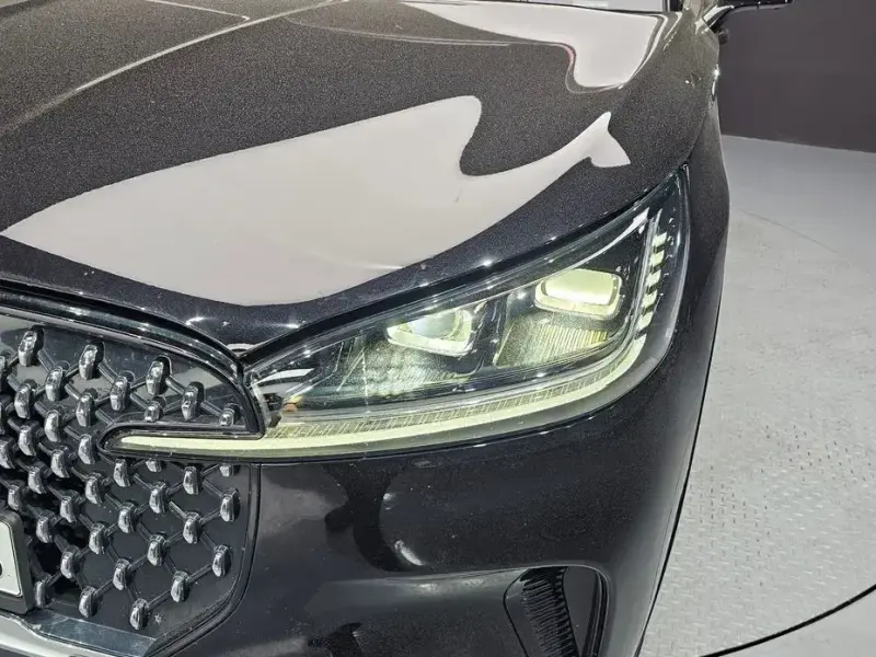 2025 Lincoln Aviator с пробегом 25 825 км