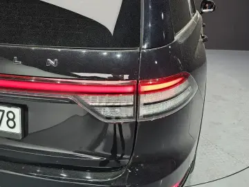 2025 Lincoln Aviator с пробегом 25 825 км